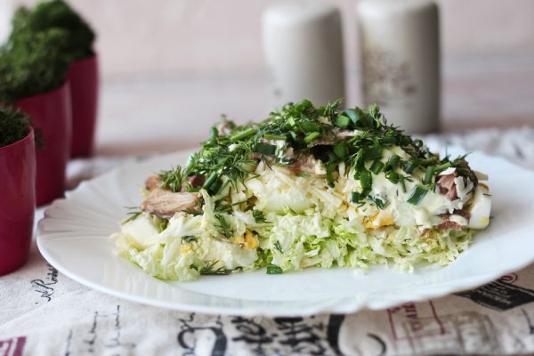 Баночка рыбной консервы + капуста = обалденный салат за 10 минут