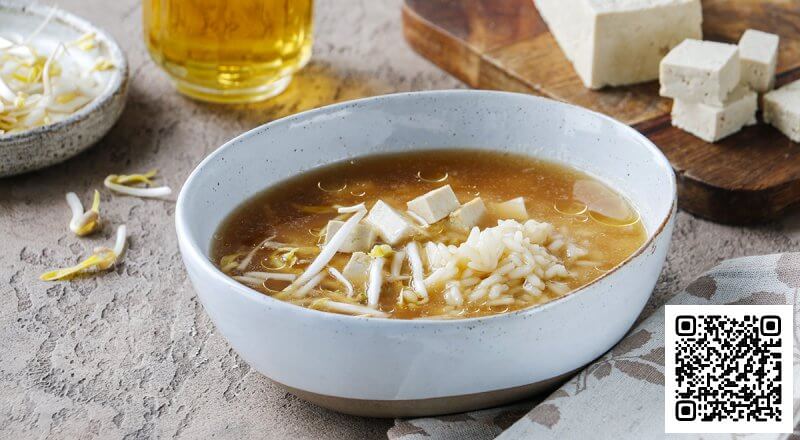 Мисо-суп с рисом и тофу